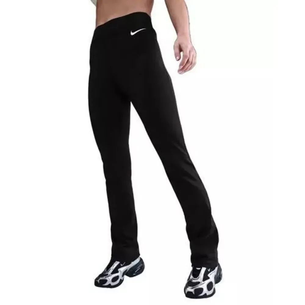 Nike Fit Dry Black Bootcut Yoga Pants Women’s Small Athletic Workout Activewear